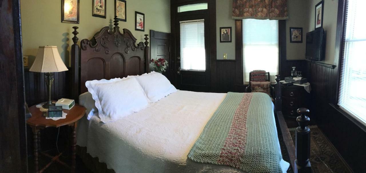 Manheim Manor Bed & Breakfast Экстерьер фото