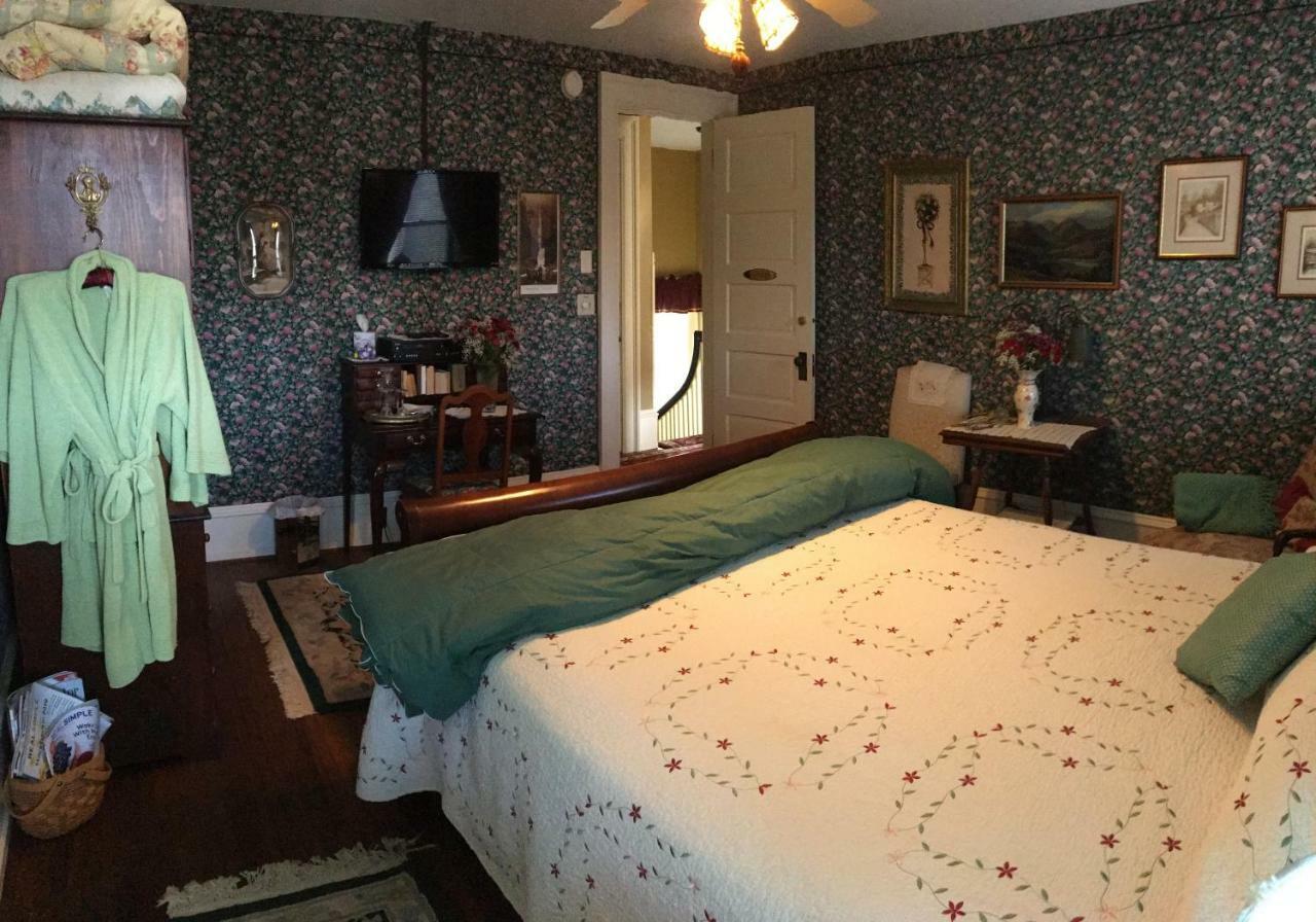 Manheim Manor Bed & Breakfast Экстерьер фото