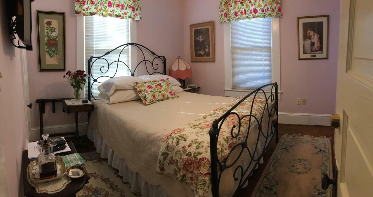 Manheim Manor Bed & Breakfast Экстерьер фото