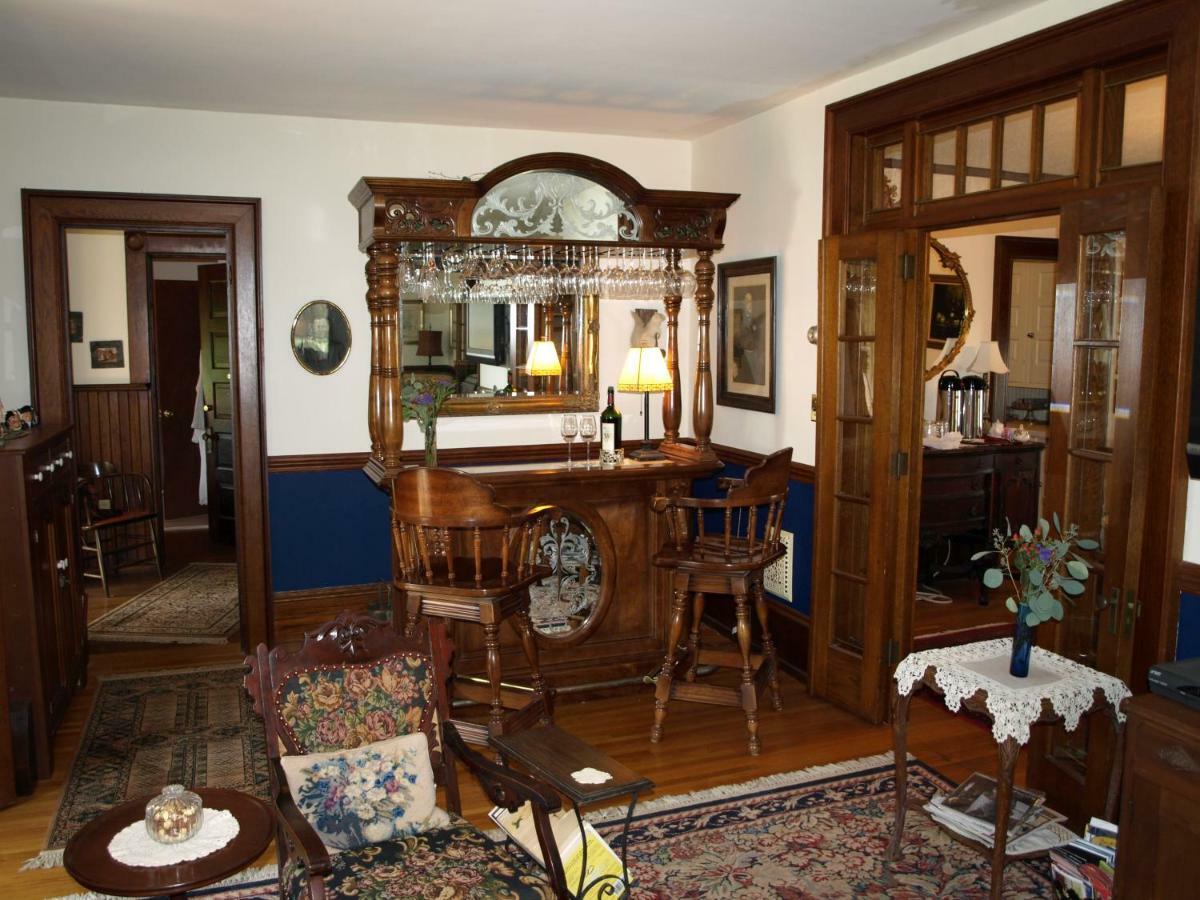 Manheim Manor Bed & Breakfast Экстерьер фото