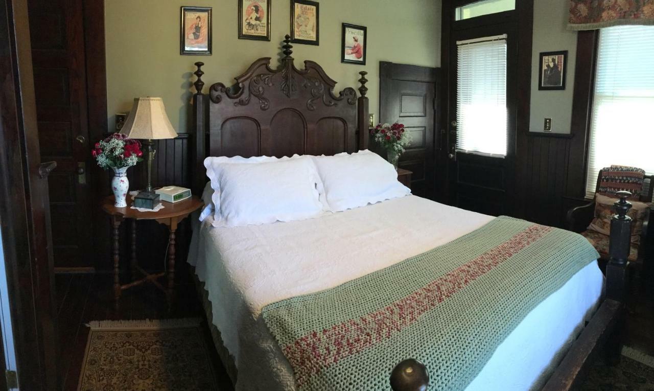 Manheim Manor Bed & Breakfast Экстерьер фото